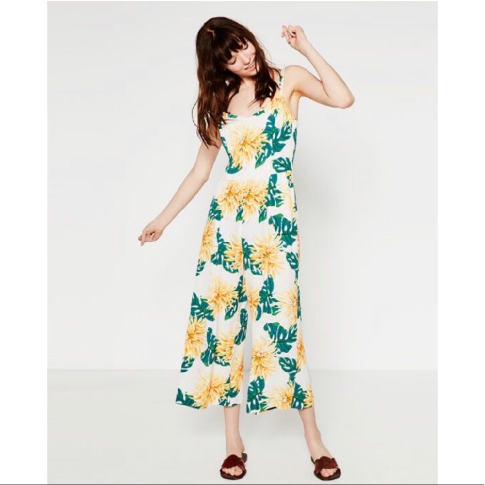 Zara jumpsuit in floral dahlia print